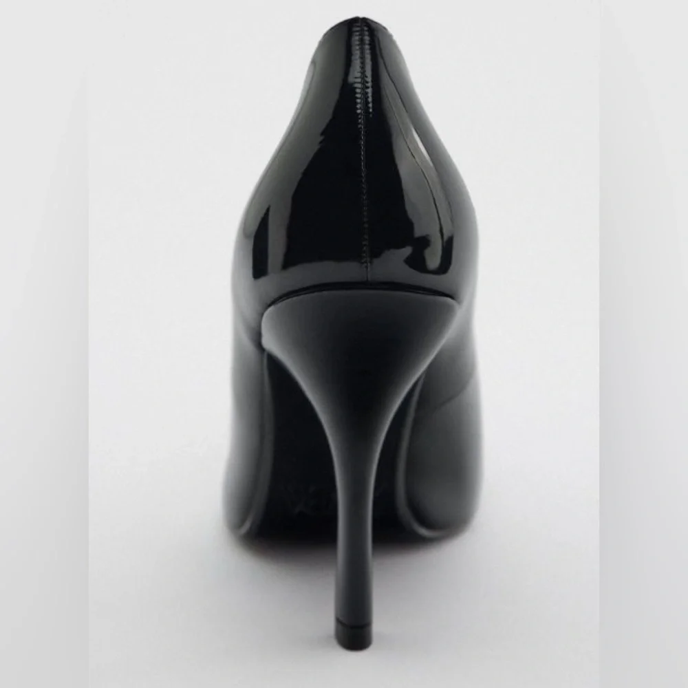 NWT. Zara Black Patent Effect High Heel Pumps. Size 9.